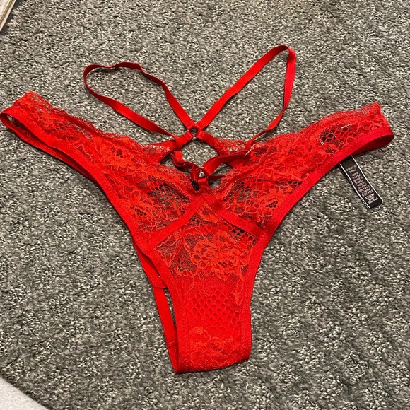 New! Victorias Secret Very Sexy Red Fishnet Open Back Brazilian Panties 16166 - Picture 4 of 12
